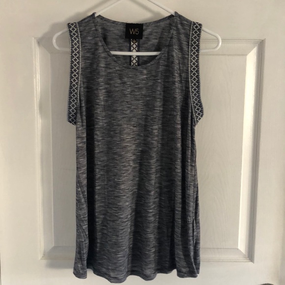 Sleeveless W5 Tank Top - Picture 2 of 5